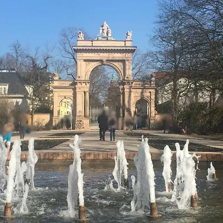 Beautiful And Cozy Remise For Up To 6 Guests 아파트