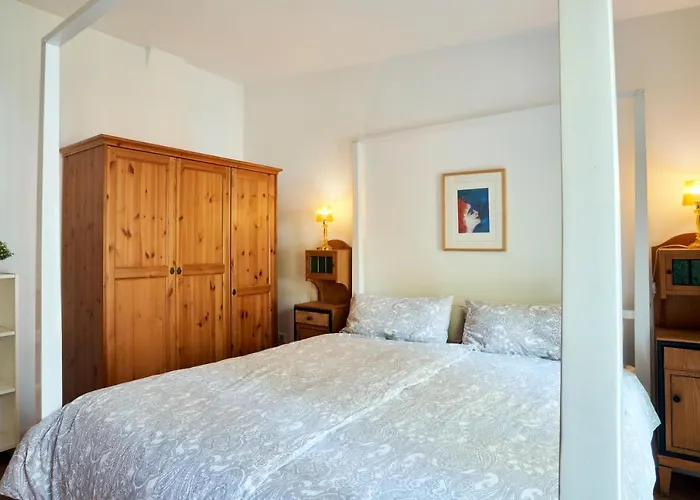 Beautiful And Cozy Remise For Up To 6 Guests * ברלין