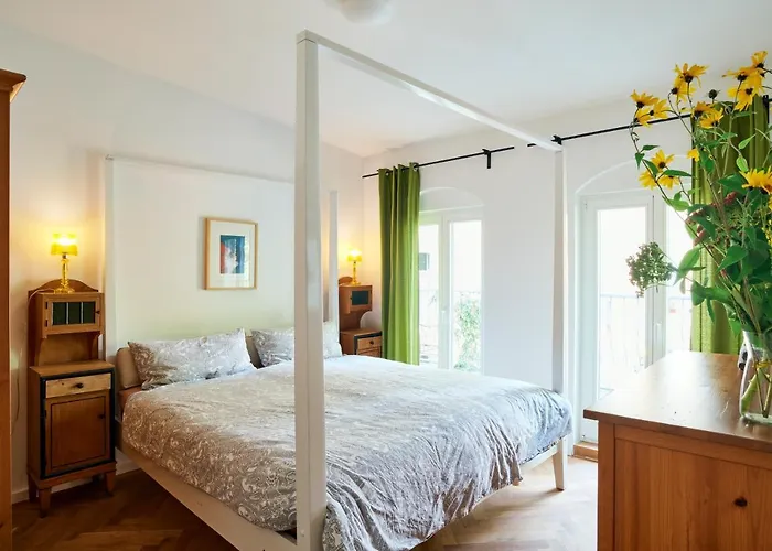 Beautiful And Cozy Remise For Up To 6 Guests